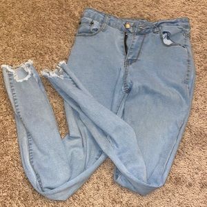 XXS 00 skinny jean crop ripped